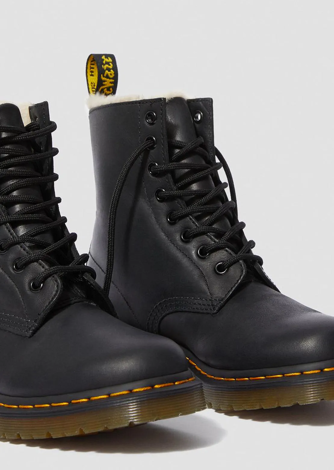 Dr.Martens Women's 1460 Serena Wyoming Boots