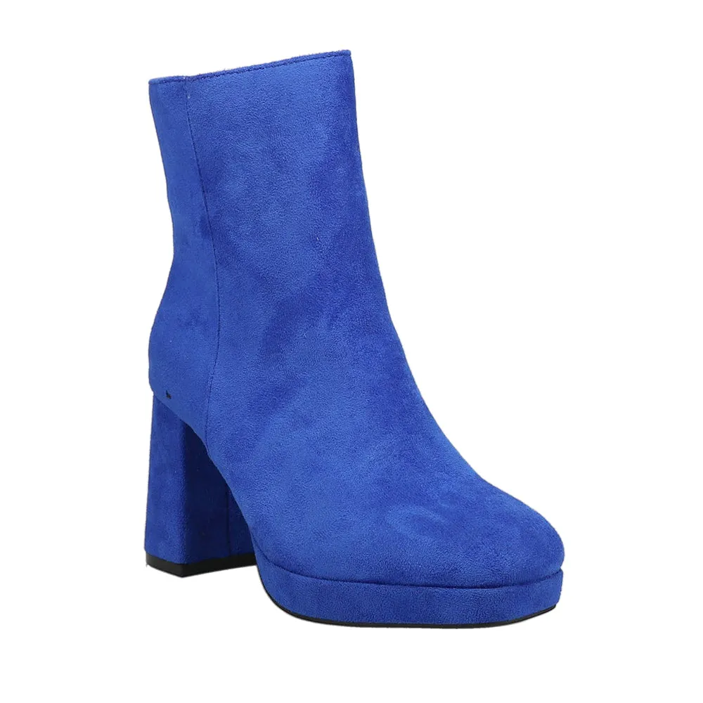 Slug Bug Round Toe Platform Booties